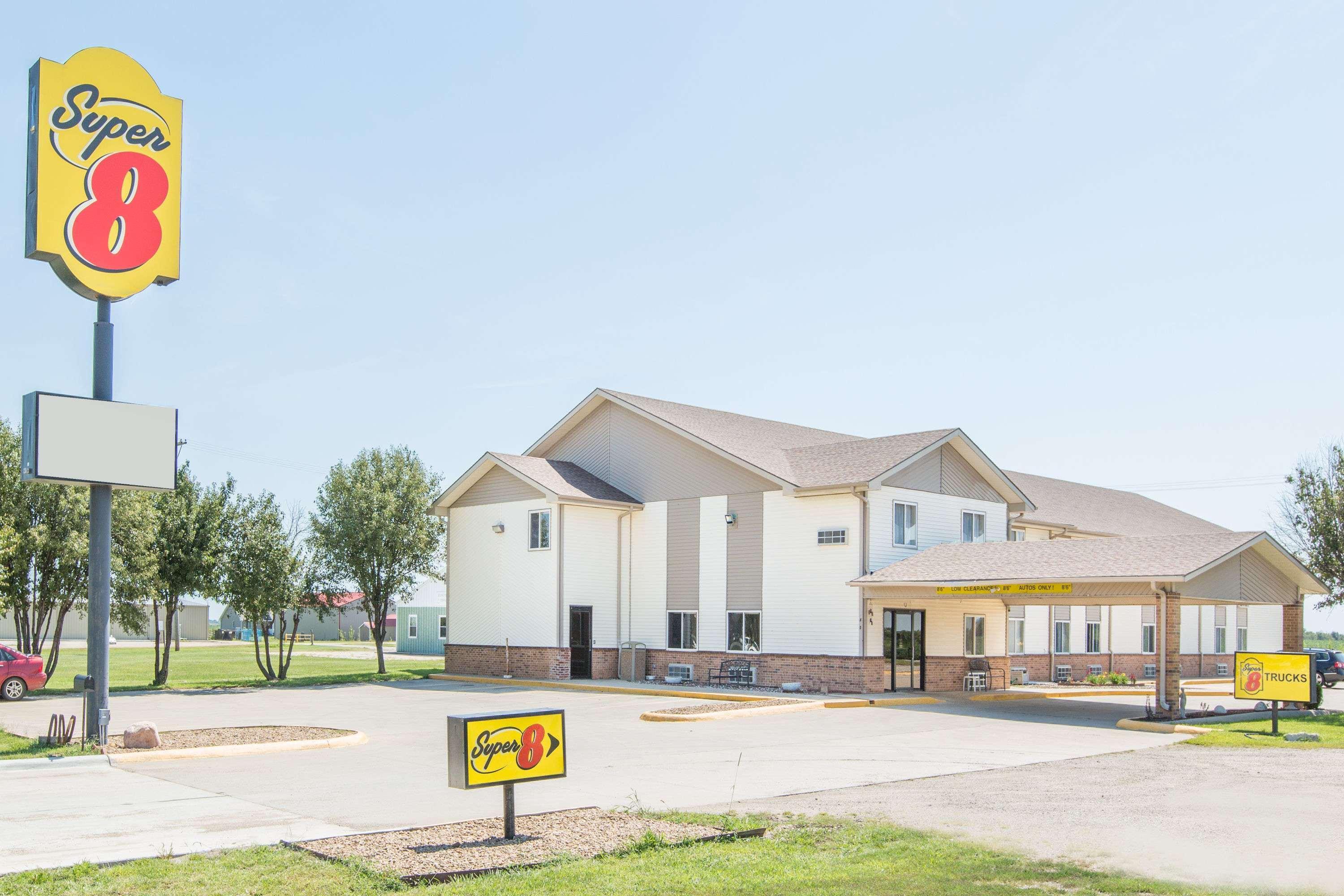 Super 8 By Wyndham Belleville Buitenkant foto