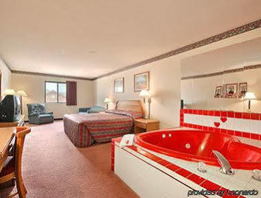 Super 8 By Wyndham Belleville Buitenkant foto